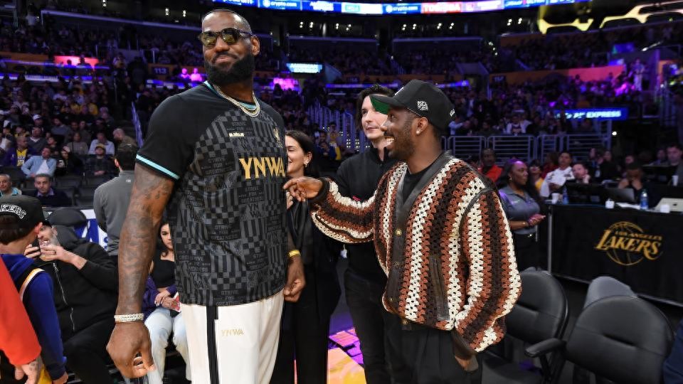 Rich Paul: James sẽ không rời Lakers trong mùa giải này nhưng đội hình của họ chưa đủ để vào chung kết miền Tây