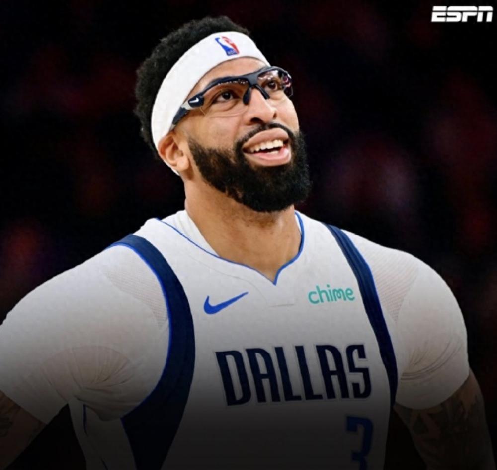 Tin sốc! James sẽ ở lại Lakers thi đấu hết mùa giải này! Mùa nghỉ sẽ chứng kiến Cavaliers ráo riết theo đuổi!