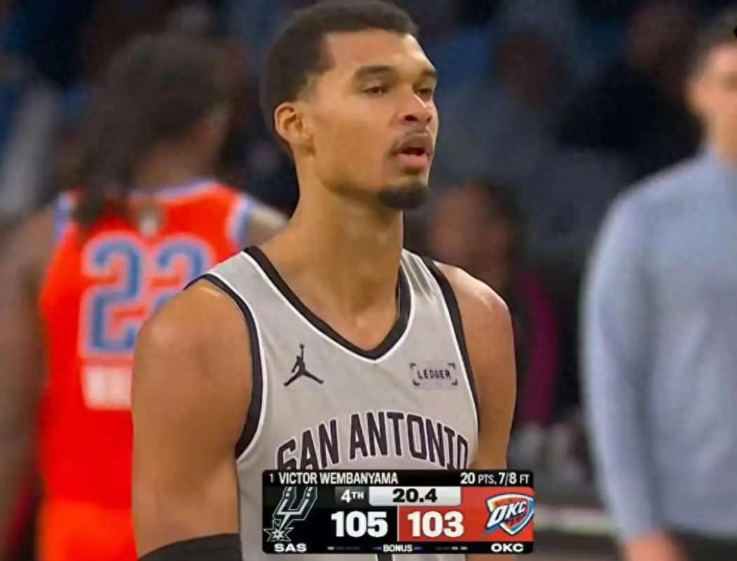 Wemban trở lại! Spurs lội ngược dòng ngoạn mục đánh bại Thunder, NBA đúng là "kẻ được yêu thích thường thất bại".