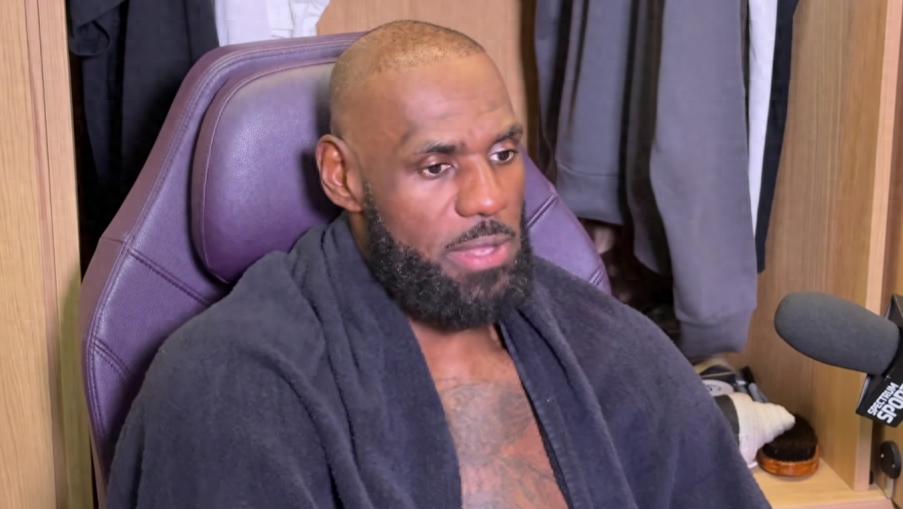 James: Chiến thuật tấn công cuối cùng được thực hiện tốt, Doncic có cơ hội tốt nhưng có vẻ mất thăng bằng