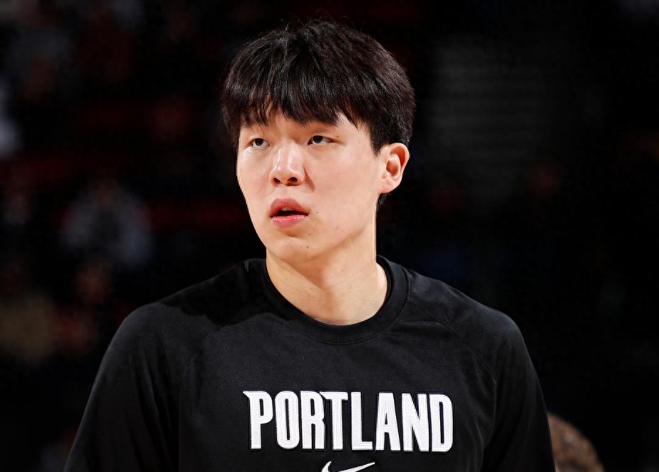 Xếp hạng mức độ xuất hiện của cầu thủ chính thức NBA Trung Quốc: Dương Hán Thần dẫn đầu với 680 triệu, Curry thứ 2, James thứ 6