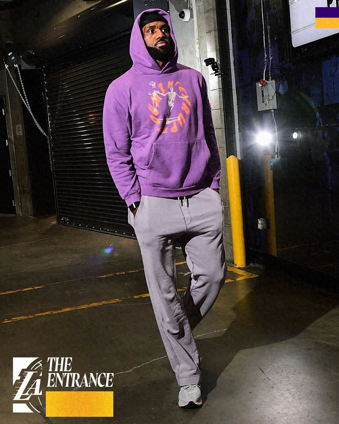 James đang trong tình trạng tệ, Doncic bị chấn thương rời sân! Reaves ghi 35 điểm, dẫn dắt Lakers lội ngược dòng trước 76ers