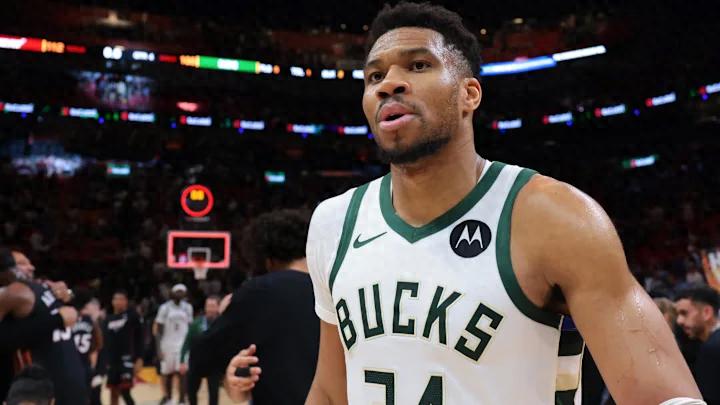 Không chấp nhận bỏ cuộc mùa giải! Giannis Antetokounmpo và Bucks có sự chia rẽ nghiêm trọng: anh kiên quyết muốn trở lại trong mùa giải này
