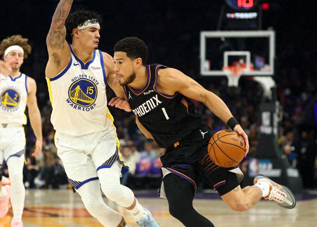 Booker Green bị trục xuất! Curry chỉ có 17 điểm với 16 cú ném, Warriors thua Suns và không vào playoff