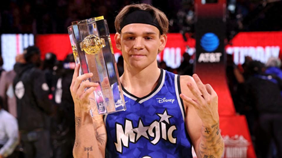 Mac McClung gia nhập giải đấu Dunk League của O'Neal! Đang phát triển động tác mới: Tranh tài cho giải thưởng 500 nghìn USD