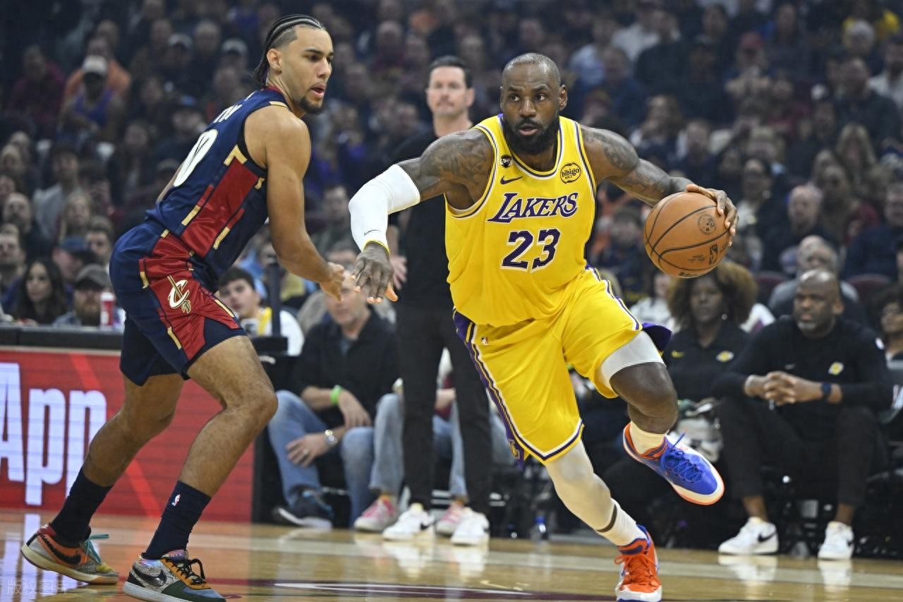 LeBron trở về nhà! Doncic ghi 29 điểm nhưng vô ích, LeBron chỉ có 11 điểm, Cavaliers thắng Lakers 30 điểm, nối dài chuỗi thắng lên 5 trận