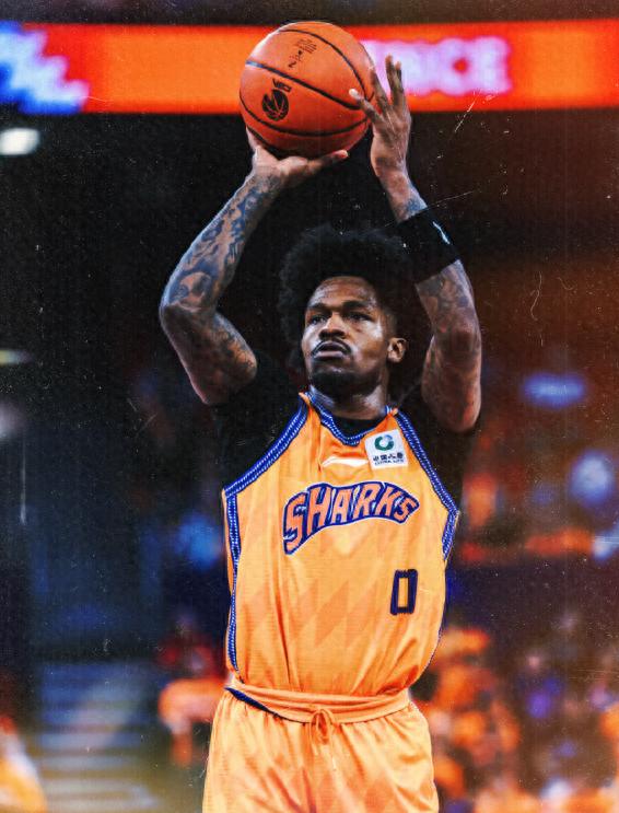 Bị đánh bại trong một hiệp! Zhou Qi và Zhao Rui đều vắng mặt, Goodwin ghi 24 điểm, Wang Zhelin chỉ được 4 điểm, Thượng Hải thắng lớn Bắc Kinh