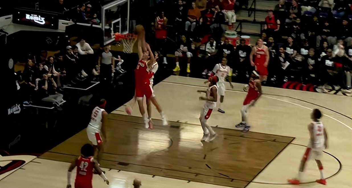 Hai cặp lỗi ngớ ngẩn! Dương Hãn Sâm ghi 19 điểm nhưng mắc 8 lỗi, Mixers dễ dàng đánh bại Memphis Grizzlies