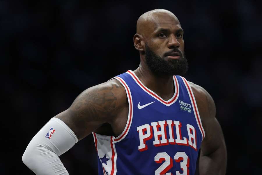 Top 100 NBA 2026/2027 của Flashscore: Từ 30 đến 21 - Dấu hỏi dành cho LeBron và Harden