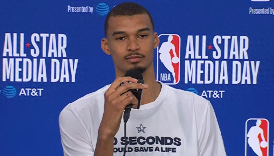 Wembanyama: Tôi sẽ không khóc vào ngày LeBron giải nghệ, đồng đội Spurs vẫn chưa sẵn sàng đến Thiếu Lâm Tự