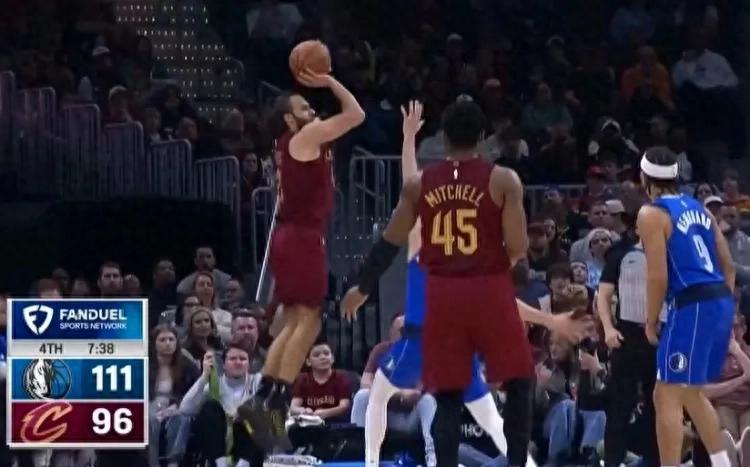 7 trúng 6! Màn ra mắt bùng nổ! Harden cuối cùng đã đón lại xạ thủ xuất sắc