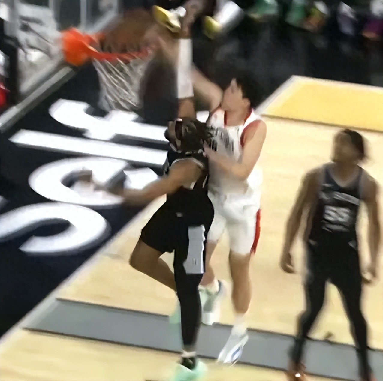 9 phát 9 thành công! Tác phẩm đỉnh cao trong sự nghiệp! Nhà huyền thoại NBA nhận xét về Yang Hansen