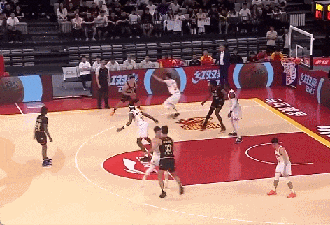 15 trúng 13! Nhân vật chủ lực của đội tuyển bóng rổ nam Trung Quốc! Cảm ơn bạn, Hà Hy Ninh!