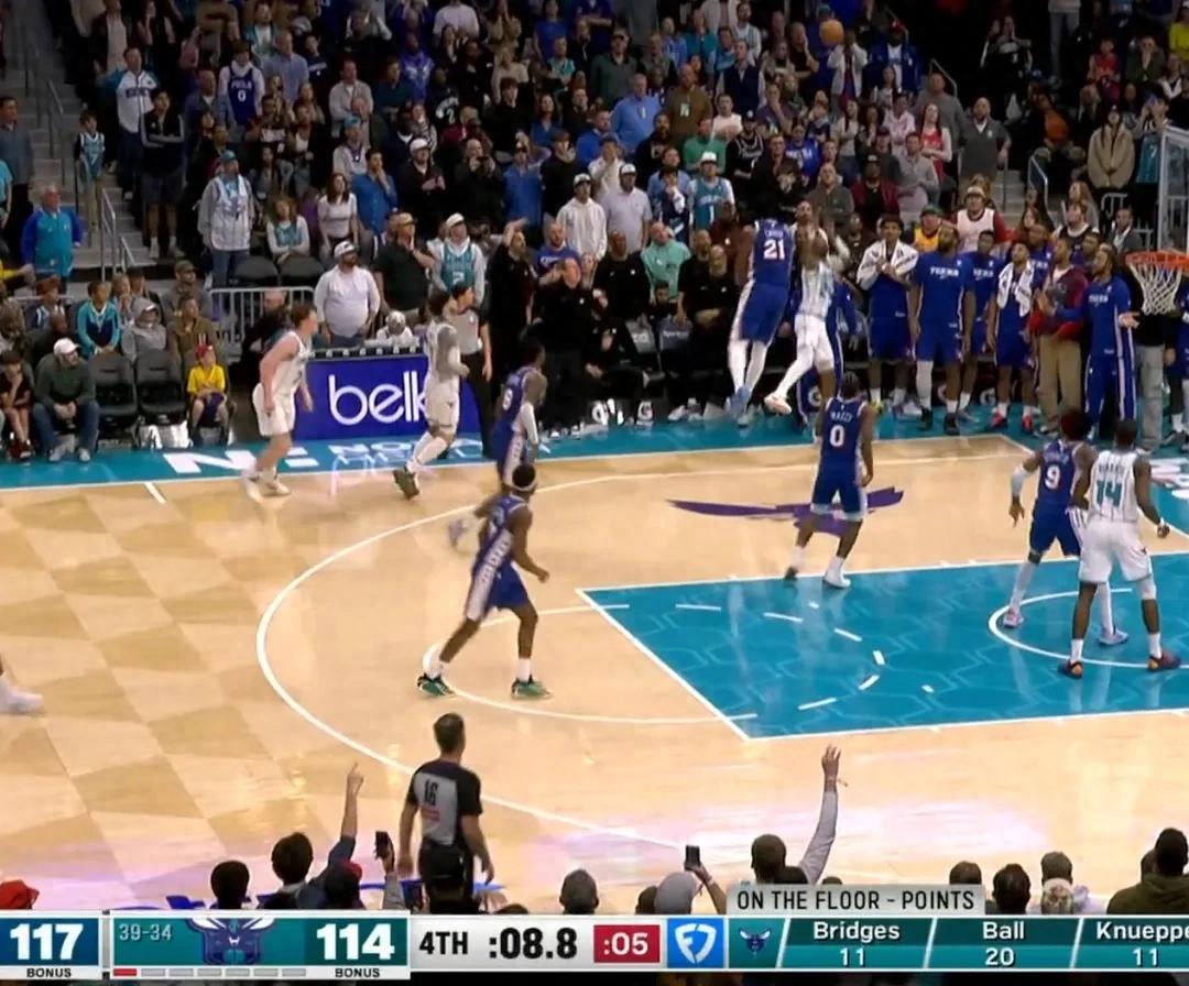 Embiid đã dùng cả sinh mệnh để thực hiện cú nhảy đó