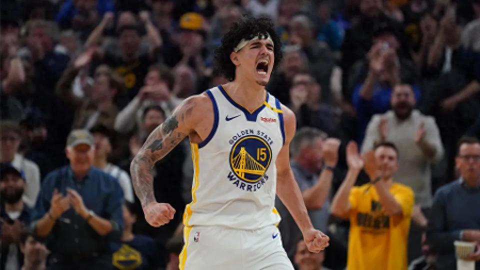 3 năm 15 triệu đô la! Warriors chính thức thông báo gia hạn sớm với Santos: Năm thứ 3 là tùy chọn của cầu thủ