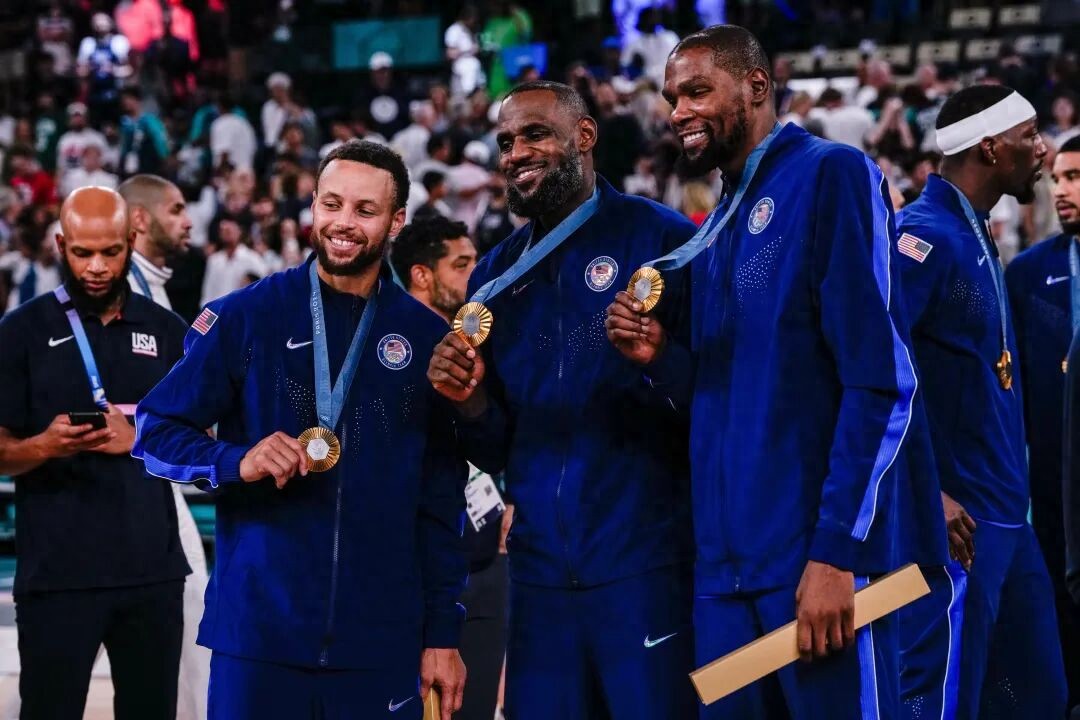 Durant chính thức tuyên bố! Anh ấy muốn tham dự Olympic Los Angeles 2028, thật sự rất đam mê bóng rổ!