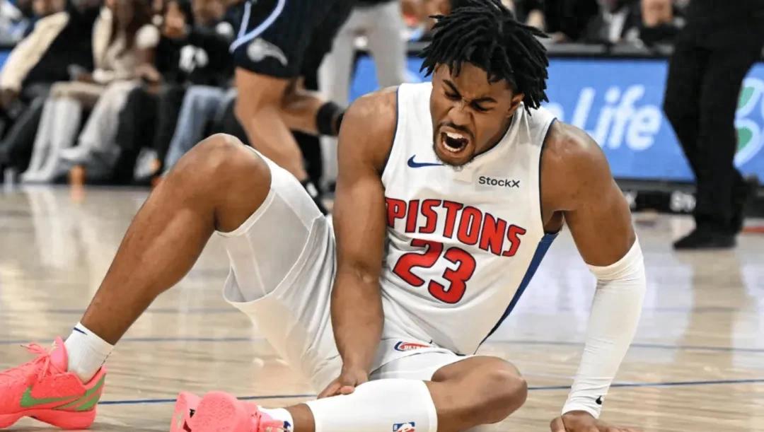 Tạm biệt Ivey, một thiên tài 24 tuổi đã bị hủy hoại như thế.