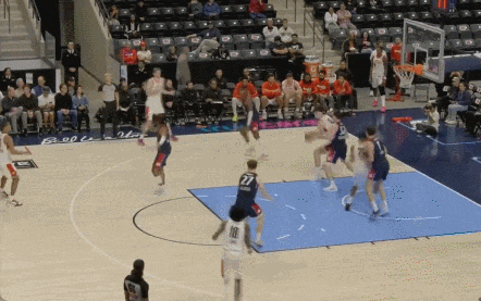 Chào mừng! 16 trúng 14! Cầu thủ chủ lực của đội bóng rổ Nhật Bản nhận xét về Yang Hanshen