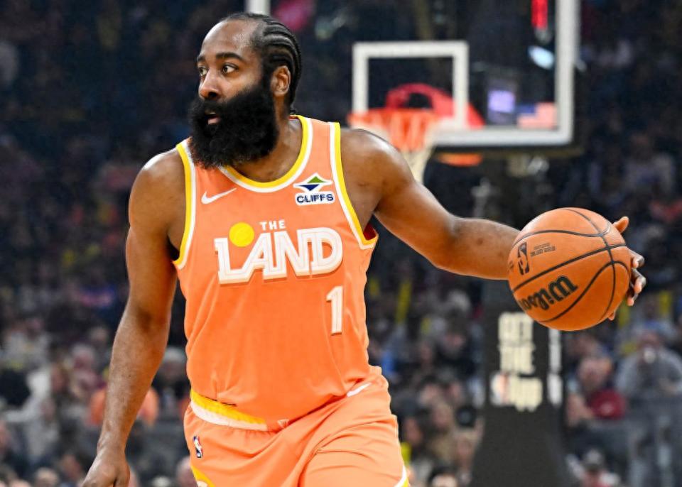Huấn luyện viên trưởng Cavaliers: Khả năng đọc trận đấu của Harden ở đẳng cấp LeBron James, có thể ghi 40 điểm hoặc kiến tạo 20 đường chuyền