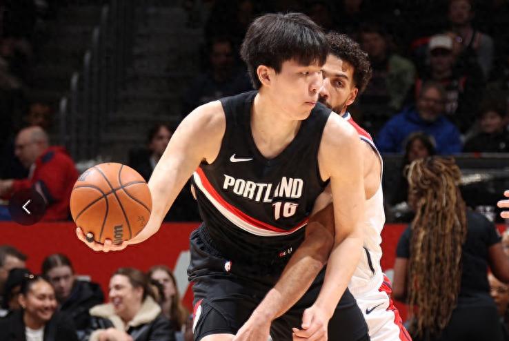 Yang Hansen 6+5 gây chú ý! Được khen là trận đấu xuất sắc nhất trong sự nghiệp, người hâm mộ kêu gọi Split từ chức