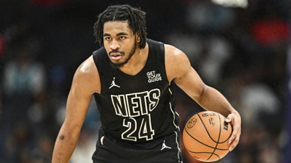 Tiết lộ lý do Brooklyn Nets đột ngột cắt hợp đồng với Thomas: Tấn công xuất sắc nhưng phòng ngự yếu kém, liệu Lakers có thật sự ký với anh ấy?