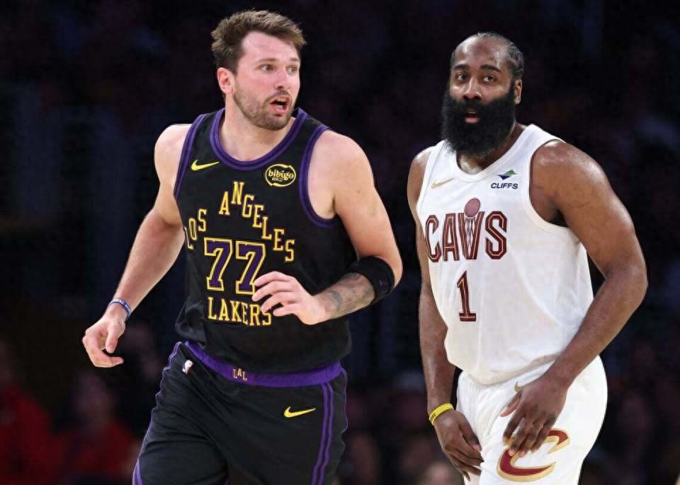 Tiểu Thomas: Các bạn trẻ đừng học cách chơi của Harden và Doncic, không cần màu mè vẫn có thể tạo nên danh tiếng