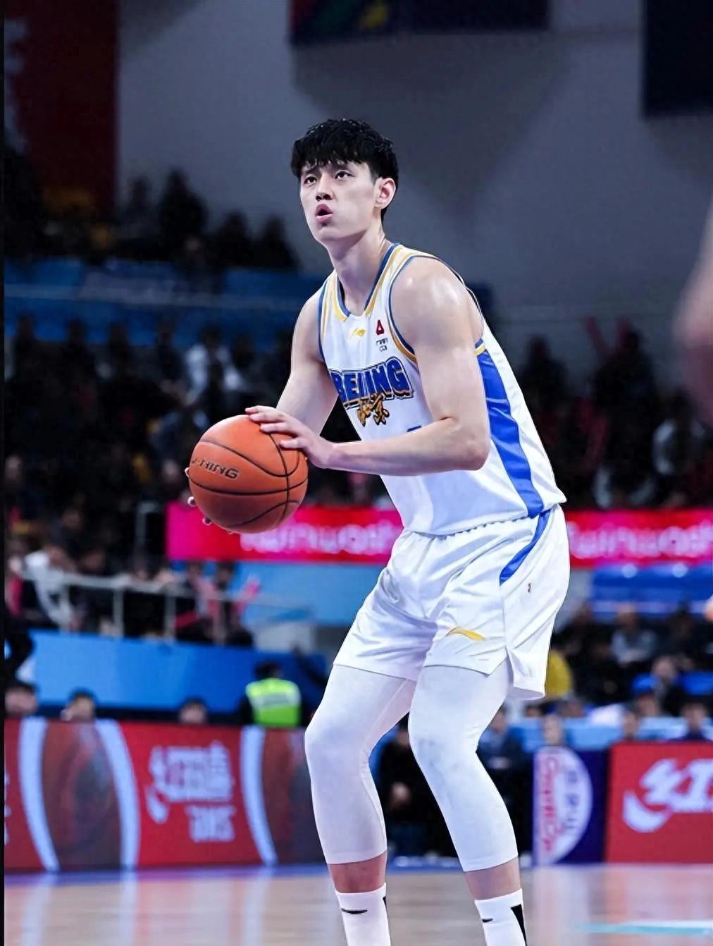 Trận derby Bắc Kinh, Zhao Rui lại bị chấn thương! Liao Sanning ghi 21 điểm 6 rebounds, Zeng Fanbo trở lại nhưng chỉ có 20 điểm 8 rebounds vô ích, Bắc Kinh kiểm soát thắng đội Bắc Kinh.
