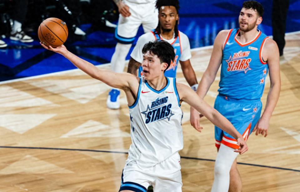 Ghi chú đội: Yang Hansen rất muốn chứng minh bản thân xứng đáng được tôn trọng. Anh ấy rất tận hưởng cuối tuần All-Star.