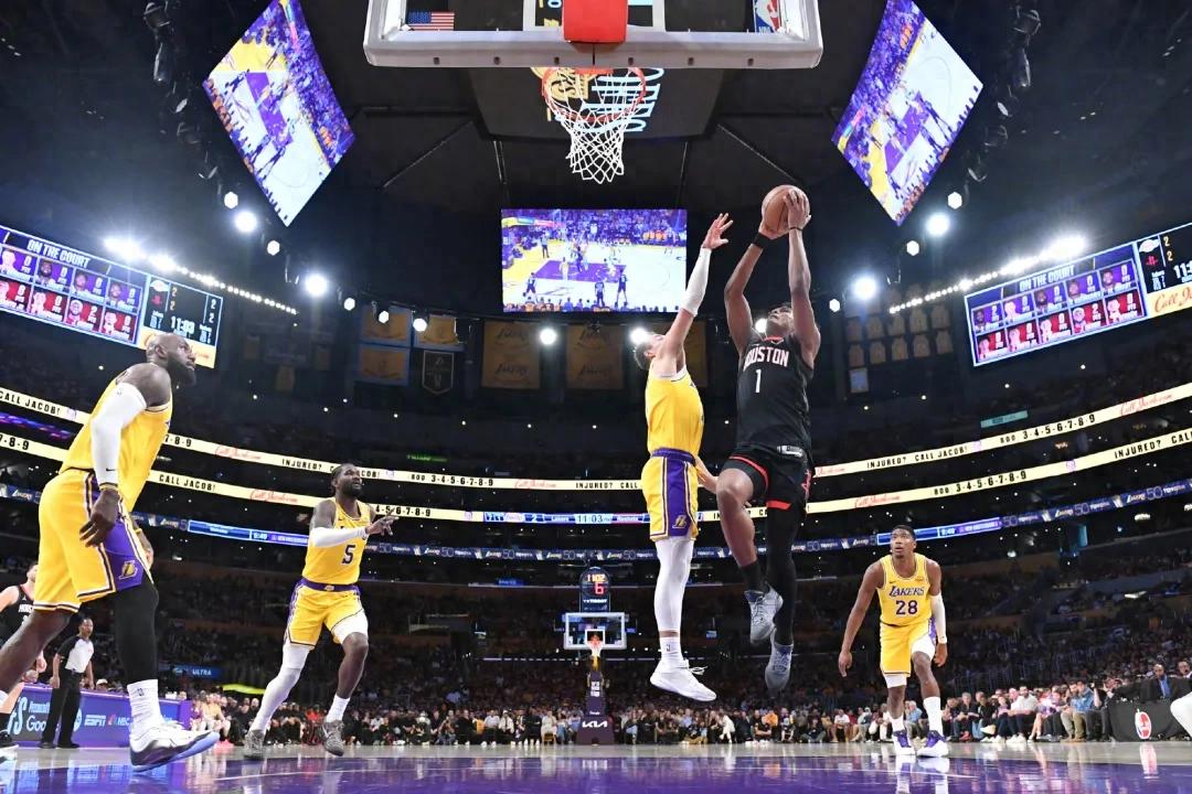 Không có Durant, Rockets tự đánh bại mình bằng những cú ném bóng.