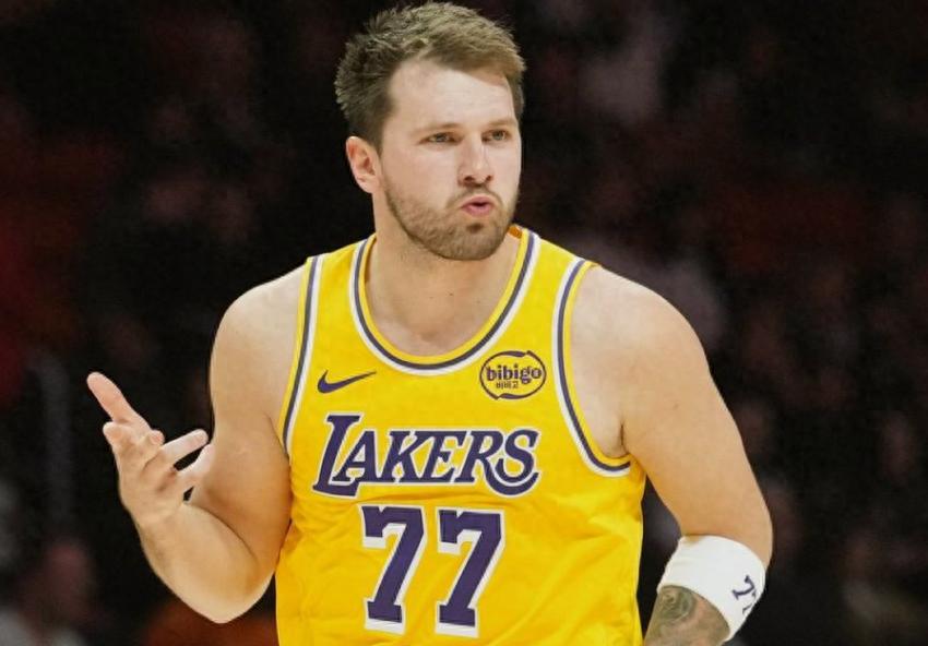 Bác bỏ tin đồn! Phe của Doncic xác nhận thông tin về tình trạng chấn thương nghiêm trọng hơn là không chính xác, chuyên gia y tế dự đoán thời gian phục hồi nhanh nhất là 10 ngày