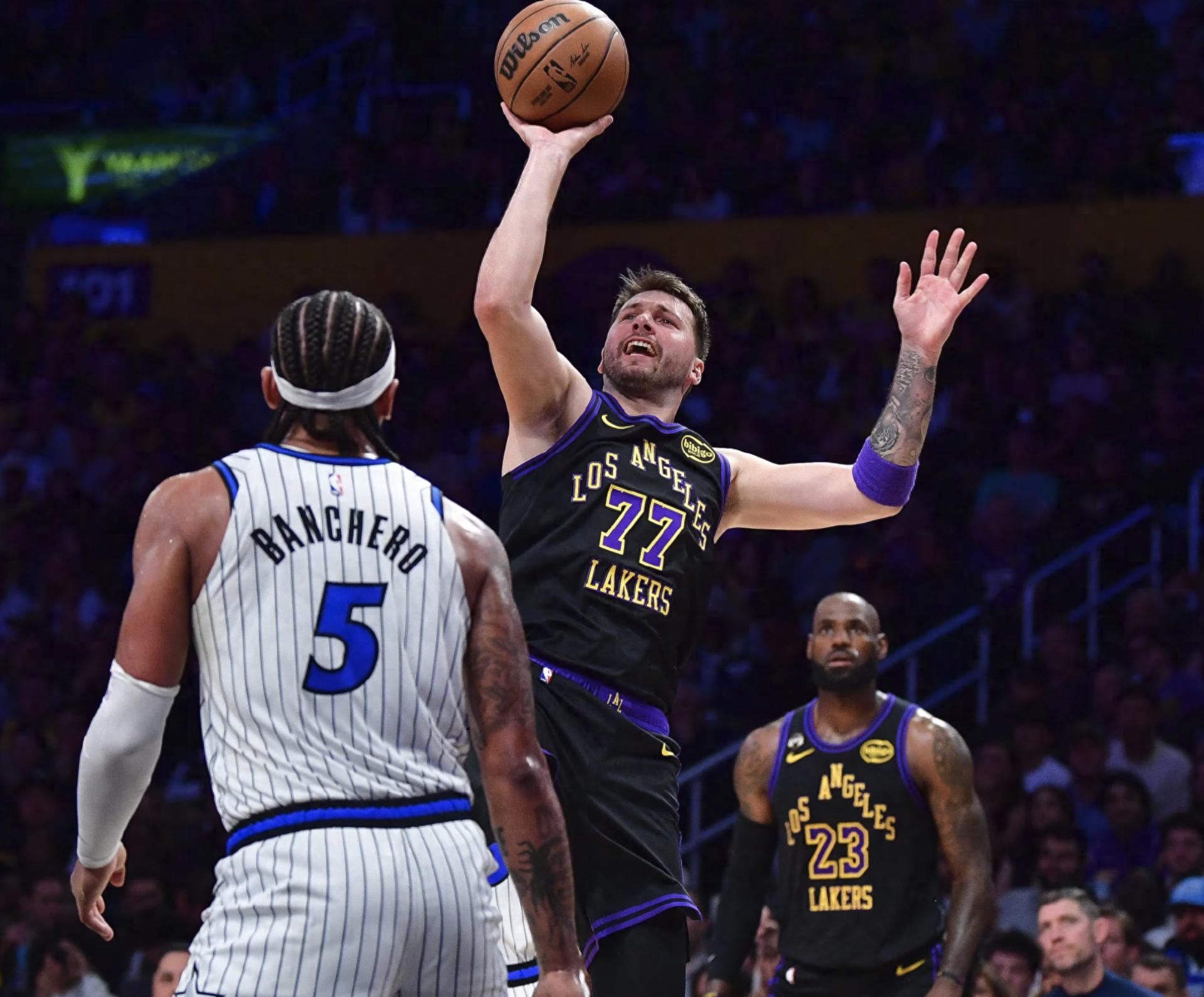 Tỷ lệ sử dụng bóng của Doncic đạt mức cao nhất trong sự nghiệp! Tỷ lệ sử dụng bóng của LeBron giảm xuống mức thấp nhất trong sự nghiệp tại Lakers