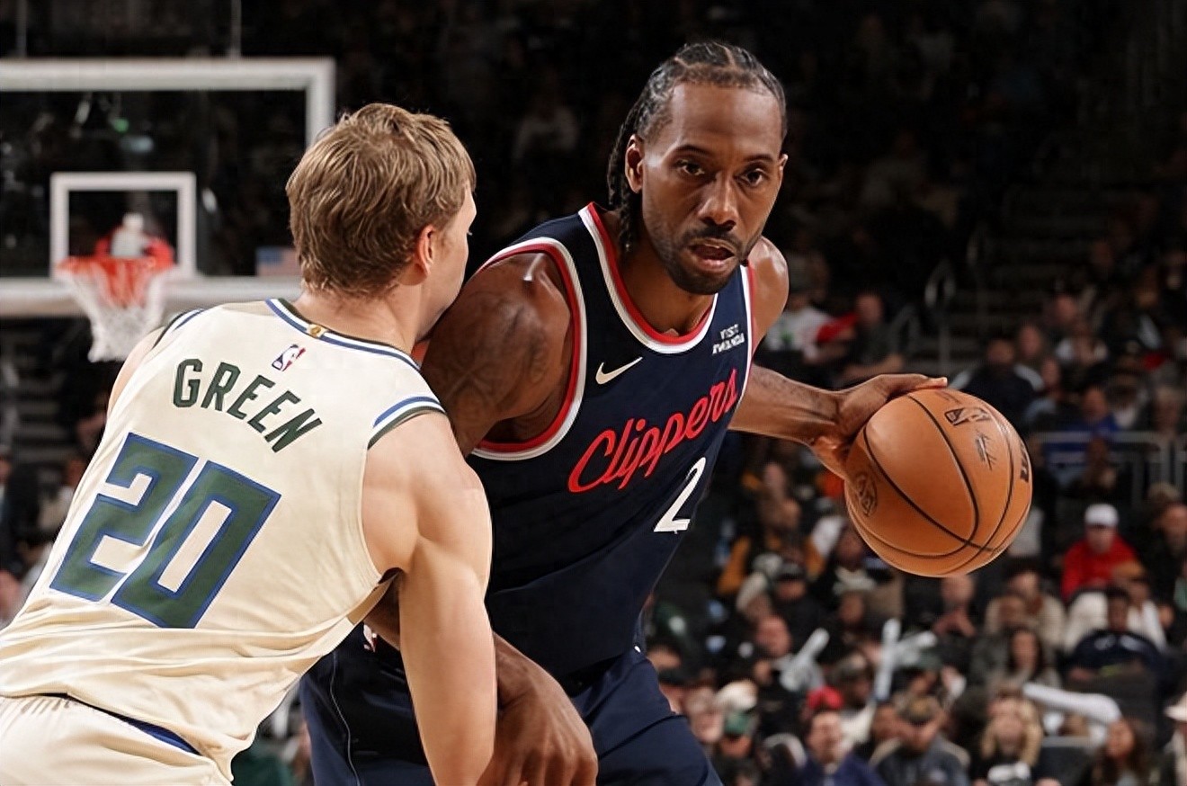 Clippers thắng 5 trận liên tiếp và đánh bại Bucks hai lần! Kawhi Leonard có 51 trận liên tiếp ghi 20+ điểm, Brook Lopez được tri ân và đạt cột mốc block quan trọng