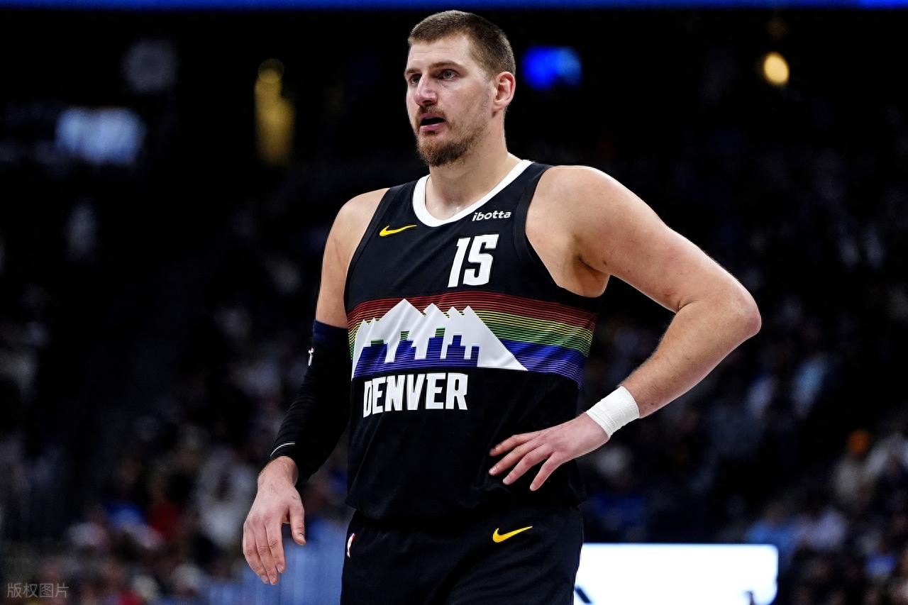 Huá Tử ghi 44 điểm + cú ném gần như gỡ hòa không cứu được đội, Jokic có siêu triple-double 56 điểm, Nuggets thắng Wolves trong hiệp phụ với tỷ số sít sao