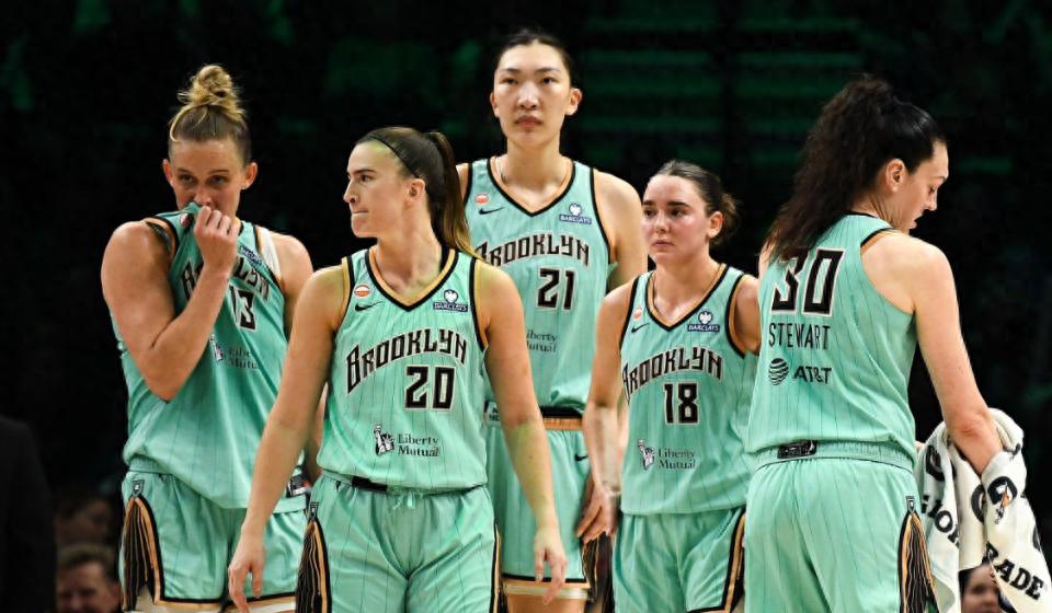 Cảnh báo hạt giống số 8! New York Liberty đánh bại Minnesota Lynx, tổng tỷ số 1-0, Stewart 34+12, Han Xu 5 điểm 2 block.