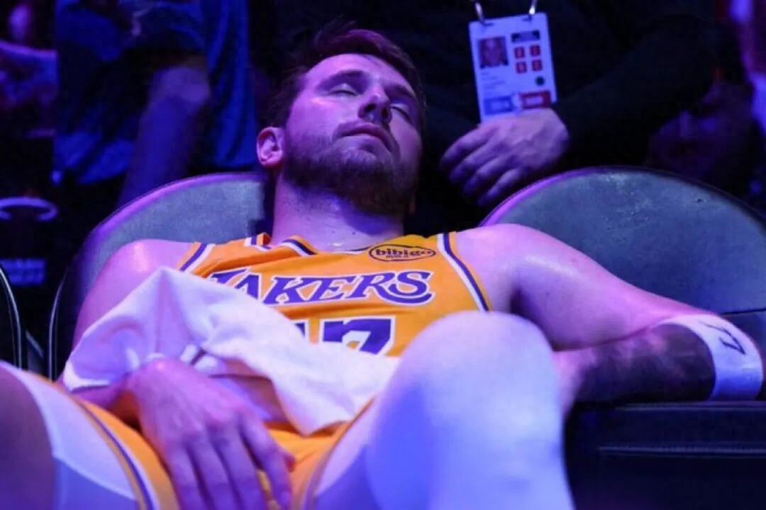 Los Angeles Lakers đã hoàn toàn tốt lên! Tỷ lệ chiến thắng trong những thời khắc quan trọng, đứng đầu toàn liên đoàn! Hiệu suất hạn chế cũng là số một.