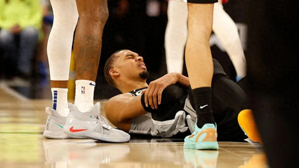 May mắn không có tổn thương nghiêm trọng! Wembanyama không có tổn thương cấu trúc ở xương sườn, chuyên gia tin rằng anh chắc chắn đủ điều kiện nhận giải thưởng