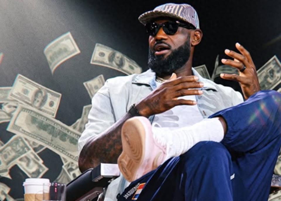 Hợp đồng 15 triệu đô không hề vô ích! LeBron James đăng video quảng bá nền tảng đối tác: tiết lộ ba dự đoán NFL