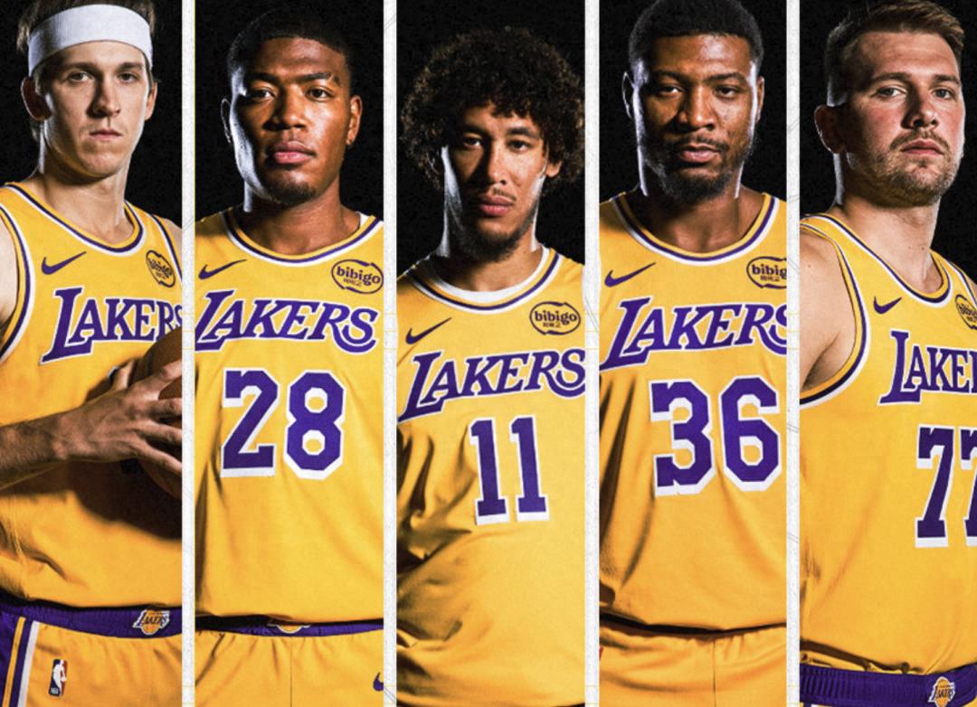 Los Angeles Lakers dễ dàng đánh bại Indiana Pacers, LeBron James nghỉ thi đấu do chấn thương, Luka Doncic ghi 44 điểm, chỉ chơi ba hiệp