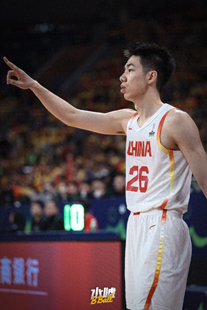 Đảo ngược tình thế! Chu Tuấn Long ghi 19 điểm rồi chấn thương rời sân, Triệu Kế Vĩ bị truất quyền thi đấu - Đội tuyển bóng rổ nam Trung Quốc suýt soát thắng Đài Bắc Trung Quốc tại vòng loại World Cup