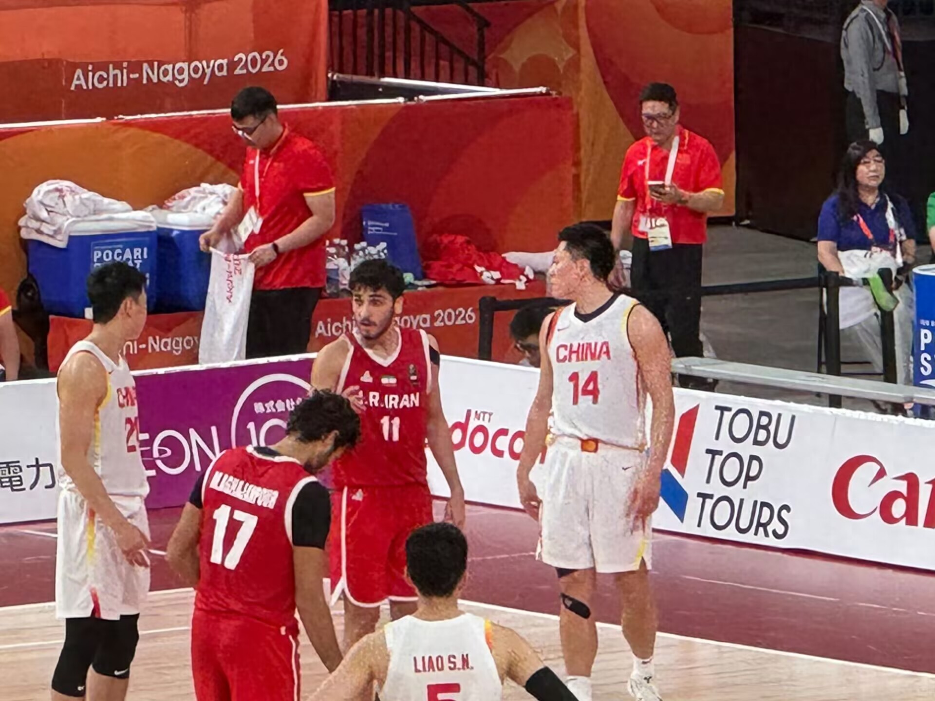 Không thể lên bục vinh quang! Đội tuyển bóng rổ nam Trung Quốc thua Iran trong trận tranh huy chương đồng, chỉ giành vị trí thứ 4 tại ASIAD.