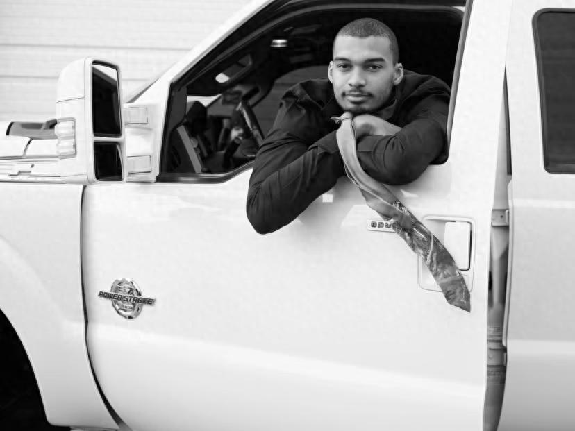 Văn Ban đăng lên tạp chí LOVE: Chặn bóng giống như hủy hoại một ngày của đối thủ, học công phu Thiếu Lâm là ước mơ nhiều năm