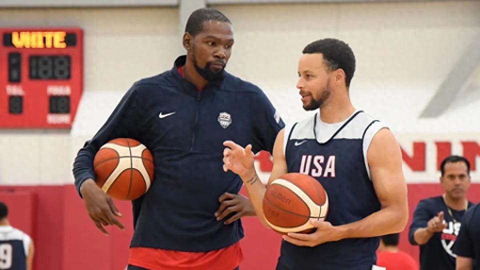 Durant sẵn sàng thi đấu Olympic 2028! Ngụ ý mong muốn Curry cùng tham gia, truyền thông Mỹ dự đoán danh sách 12 người