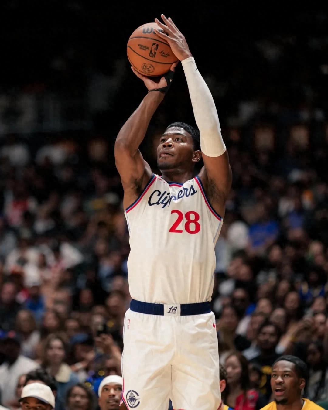 Việc Lakers để Rui Hachimura ra đi, liệu có quá vội vàng không?