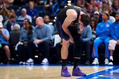 Luka Doncic chấn thương nặng, Los Angeles Lakers lo sốt vó