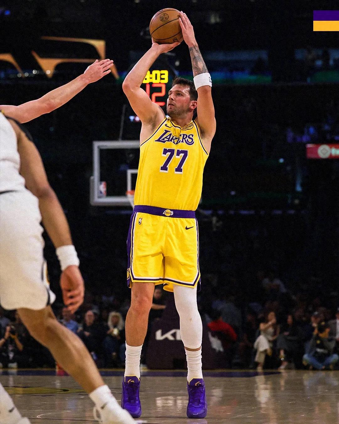 James bay lên đón bóng, Doncic hoàn thành cú ném định mệnh, trận đấu mãnh liệt nhất của Lakers trong mùa giải