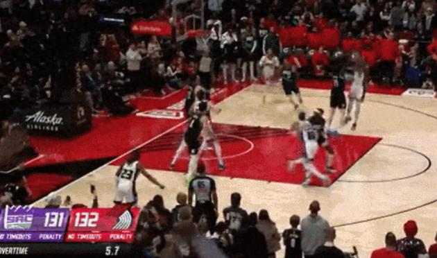 20+10! Westbrook lại bùng nổ! Cựu binh mạnh nhất với hợp đồng không đảm bảo