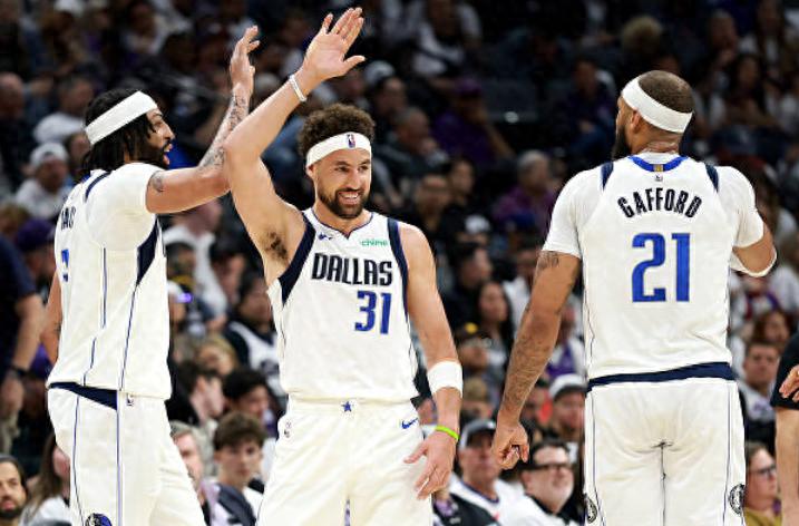 Tin độc quyền: Dallas Mavericks sẵn sàng lắng nghe đề nghị đổi 4 người! Raptors là điểm đến thích hợp nhất cho Anthony Davis? Tìm đội tranh chức vô địch cho Klay Thompson