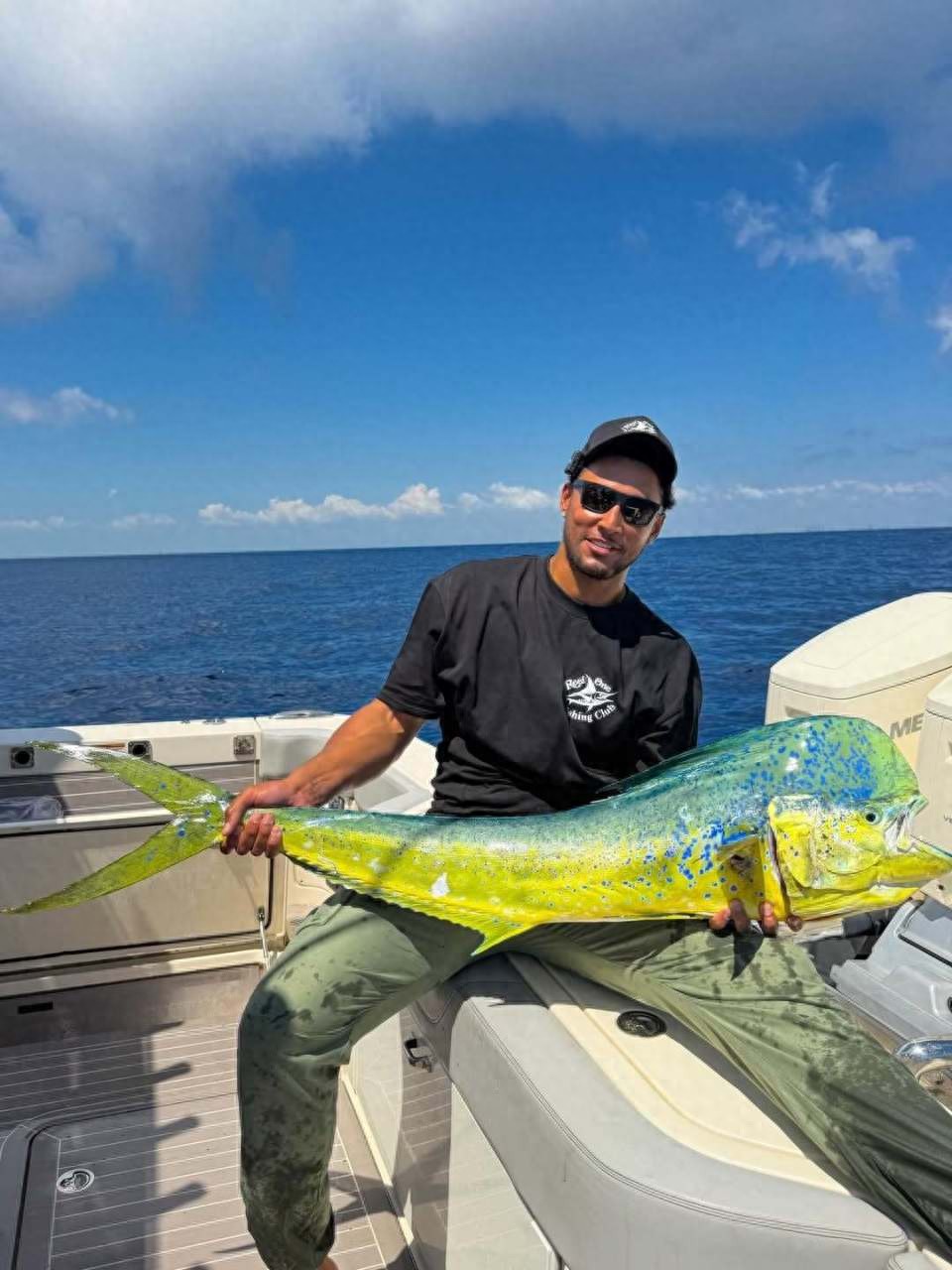 Simmons chia sẻ niềm vui khi câu cá gây tranh cãi! Người hâm mộ ngưỡng mộ: Cầm trong tay 200 triệu USD và sống cuộc đời tuyệt nhất