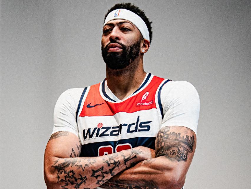 Đảo ngược tình thế! Tổng giám đốc Wizards tuyên bố Anthony Davis có thể trở lại trong mùa giải này, trước đó có tin anh sẽ nghỉ thi đấu sớm.
