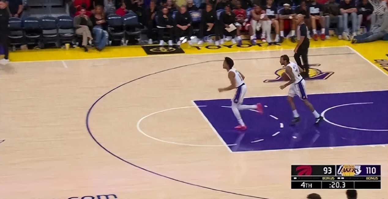 Bùng nổ! Tỷ lệ ném bóng chính xác 100%! Lakers ký hợp đồng đẳng cấp thần thánh